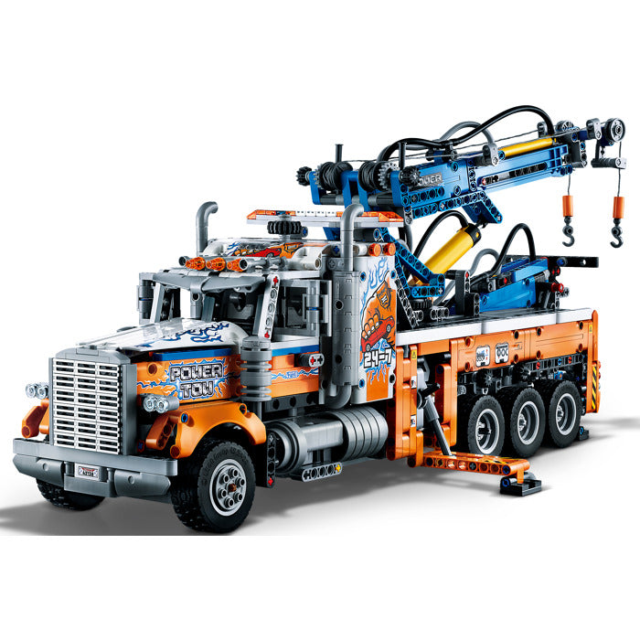 Heavy-Duty Tow Truck | 42128