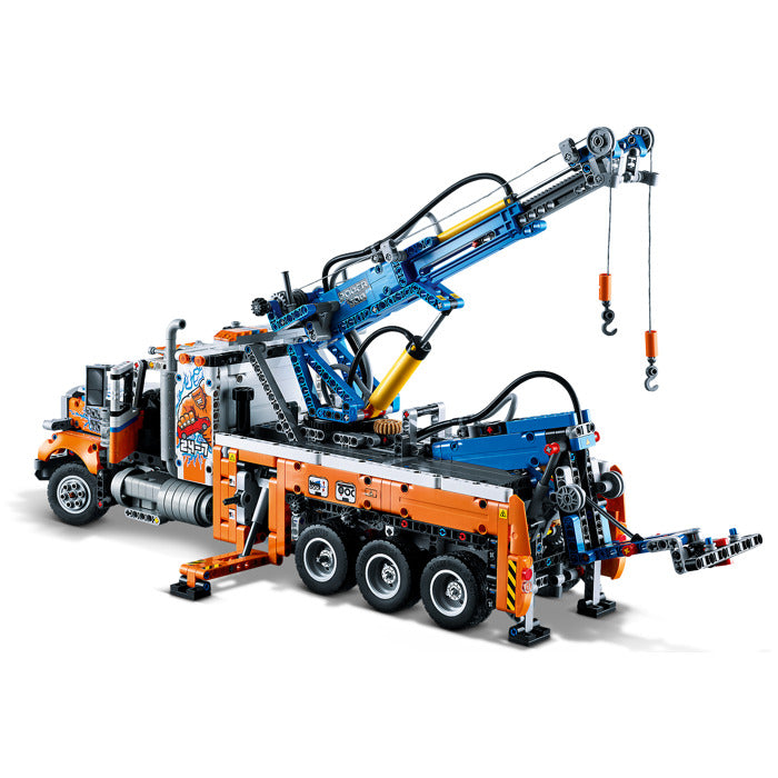 Heavy-Duty Tow Truck | 42128